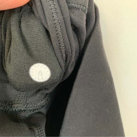 Lululemon Wunder Under Leggings with Tech Mesh 28” Size 6 - Picture 6 of 8